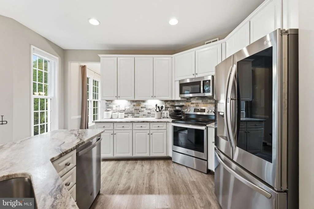 Photo of 9242 RAINBOW FALLS DRIVE