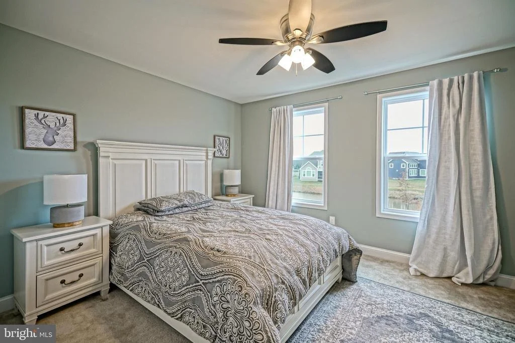 Photo of 33285 MAGGIE LANE