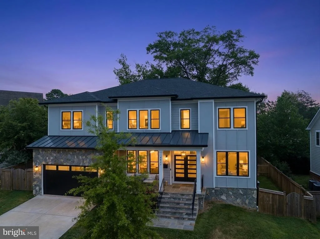 Photo of 6821 DEAN DRIVE