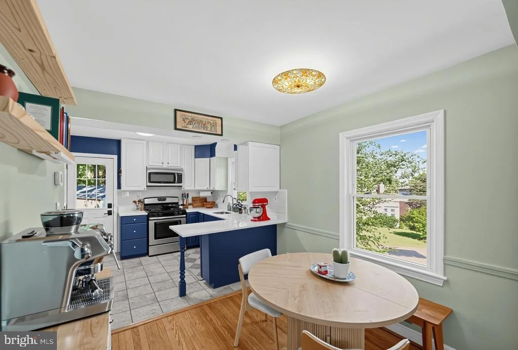 Photo of 9107 WIRE AVENUE