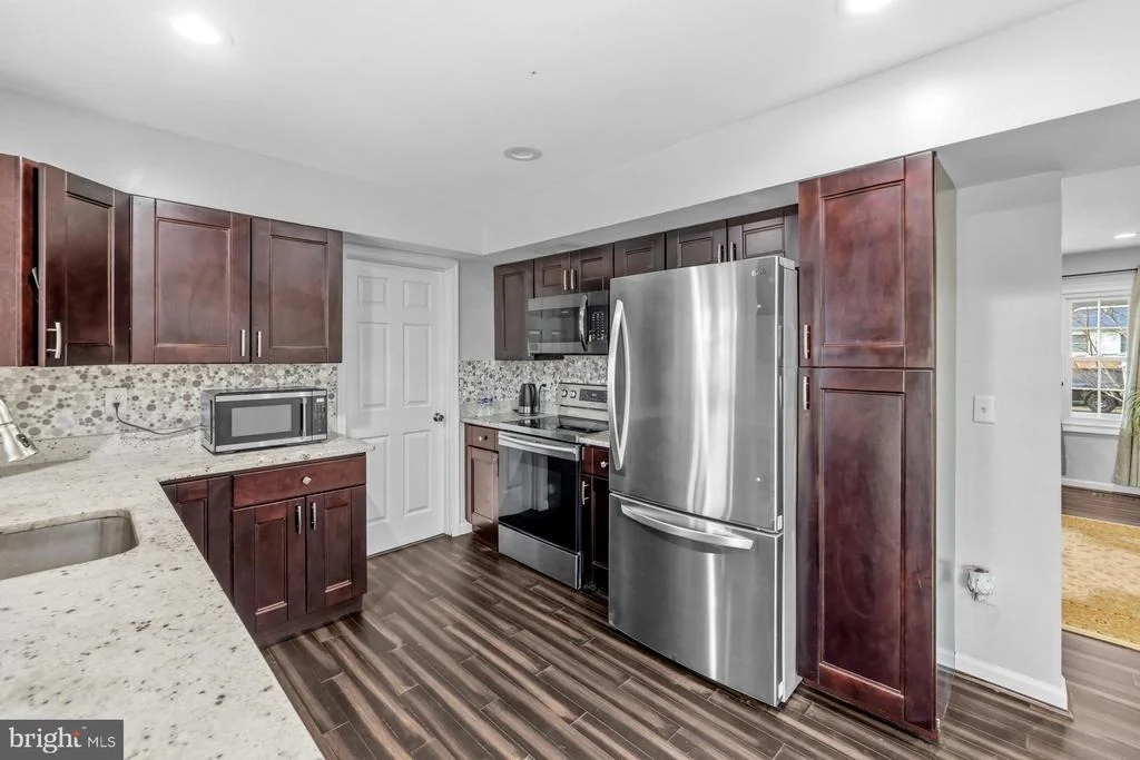 Photo of 12421 MELLING LANE