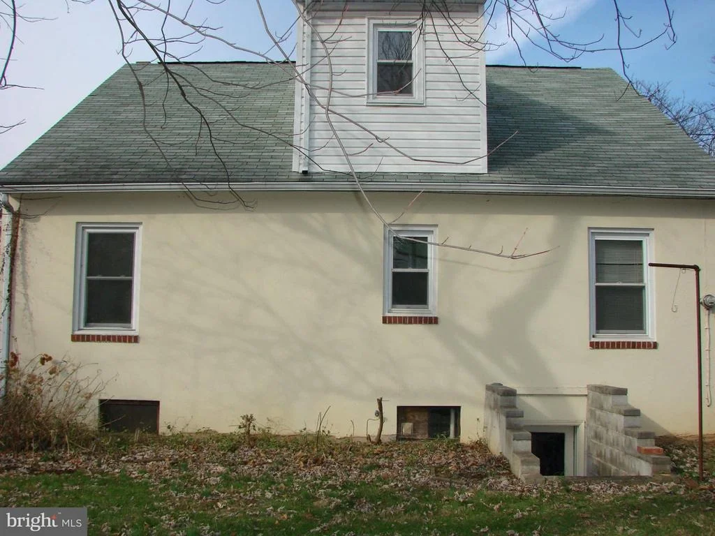 Photo of 706 FAIRVIEW AVENUE