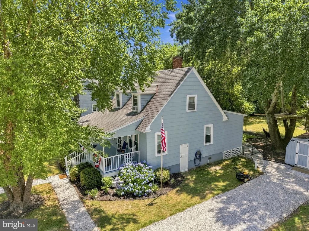 Photo of 21527 CHICKEN POINT ROAD