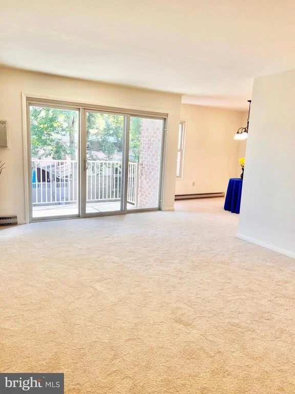 Photo of Unit 732B at 3398 GLENEAGLES DRIVE