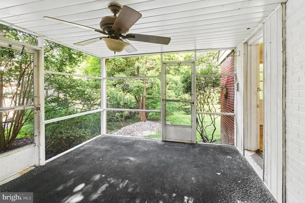 Photo of 1202 HILLSIDE BOULEVARD