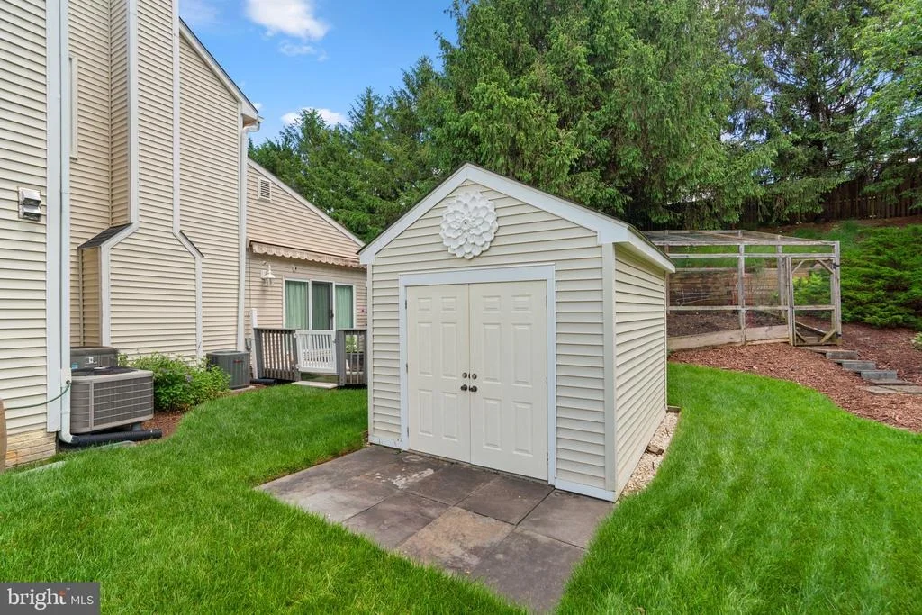 Photo of 17114 FITZROY WAY
