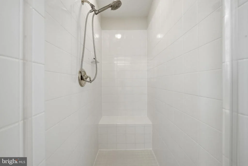 Photo of 2111 STATUTE LANE