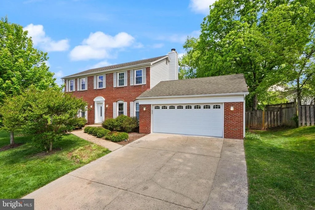 Photo of 2592 JOHN MILTON DRIVE