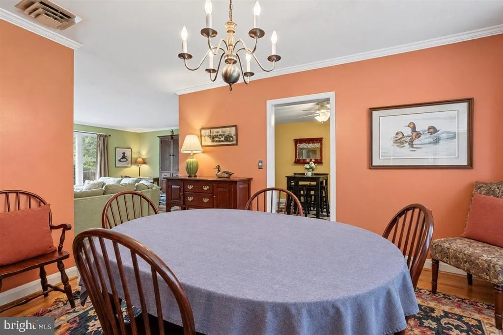 Photo of 1221 DULANEY VALLEY ROAD