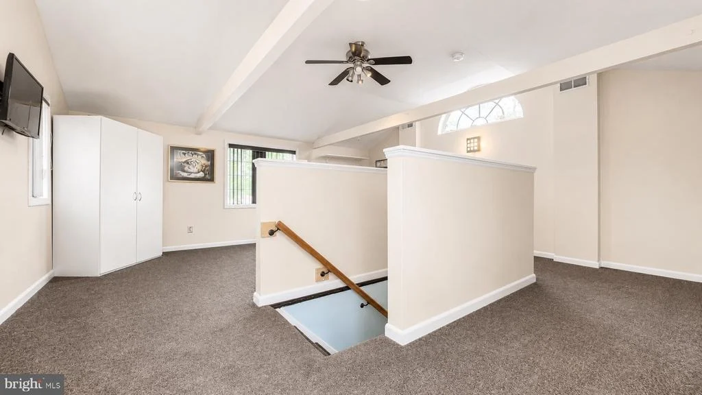Photo of 107 W BEACH ROAD