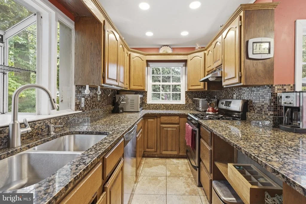 Photo of 3706 MENLO DRIVE