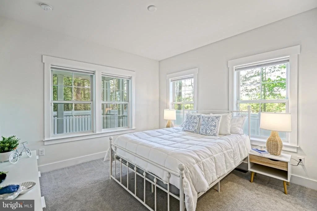 Photo of 35 AINTREE DRIVE