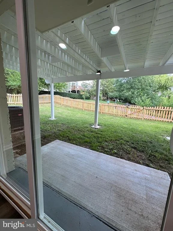 Photo of 43997 NEEDMORE COURT