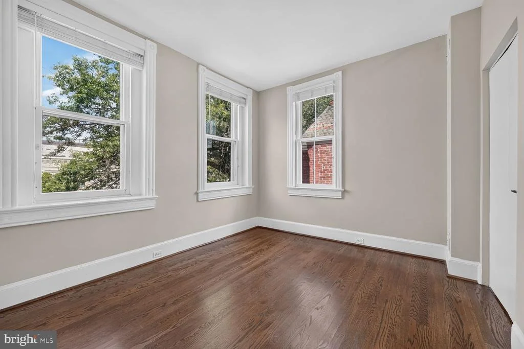 Photo of 509 3RD STREET NE