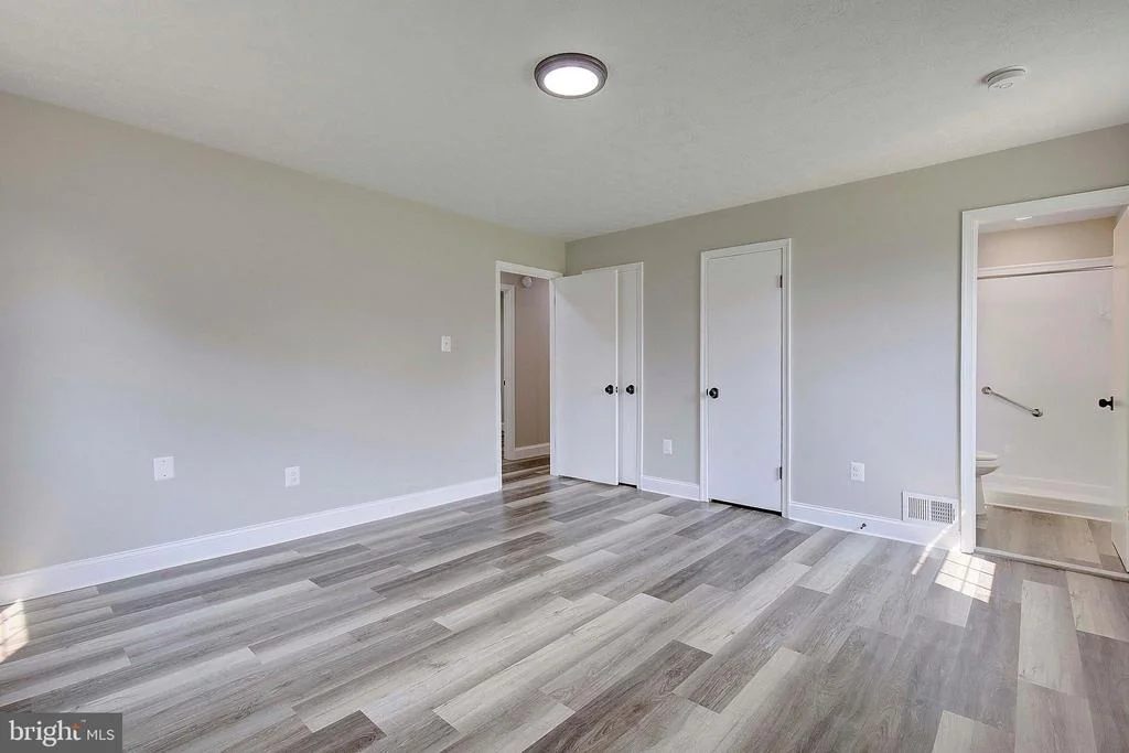 Photo of 318 OVERLOOK DRIVE