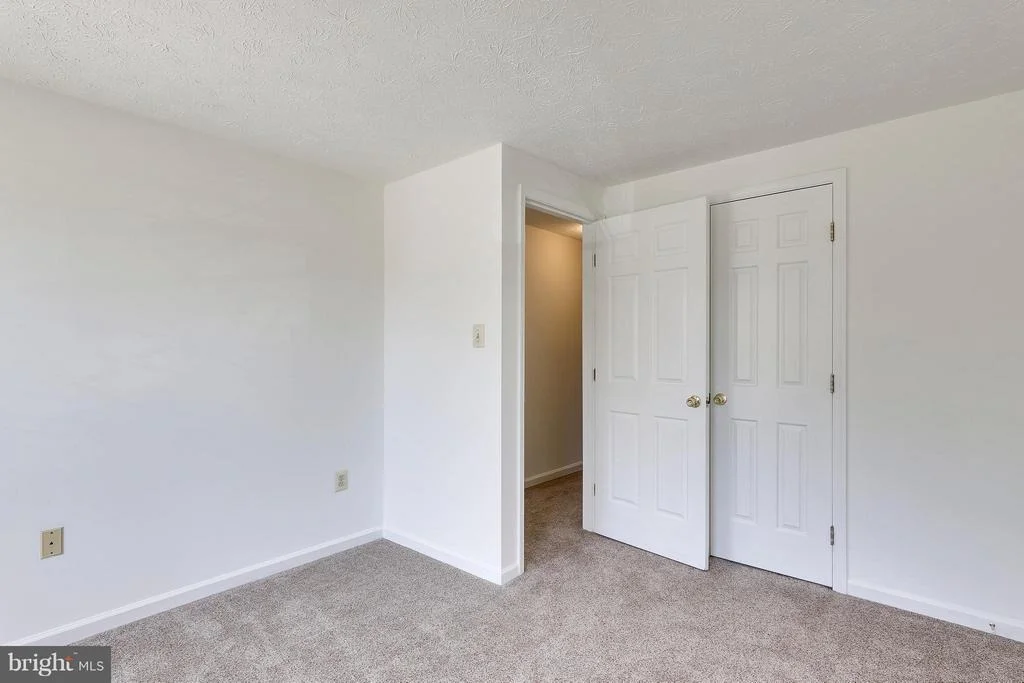 Photo of 19 SCHUBERT COURT