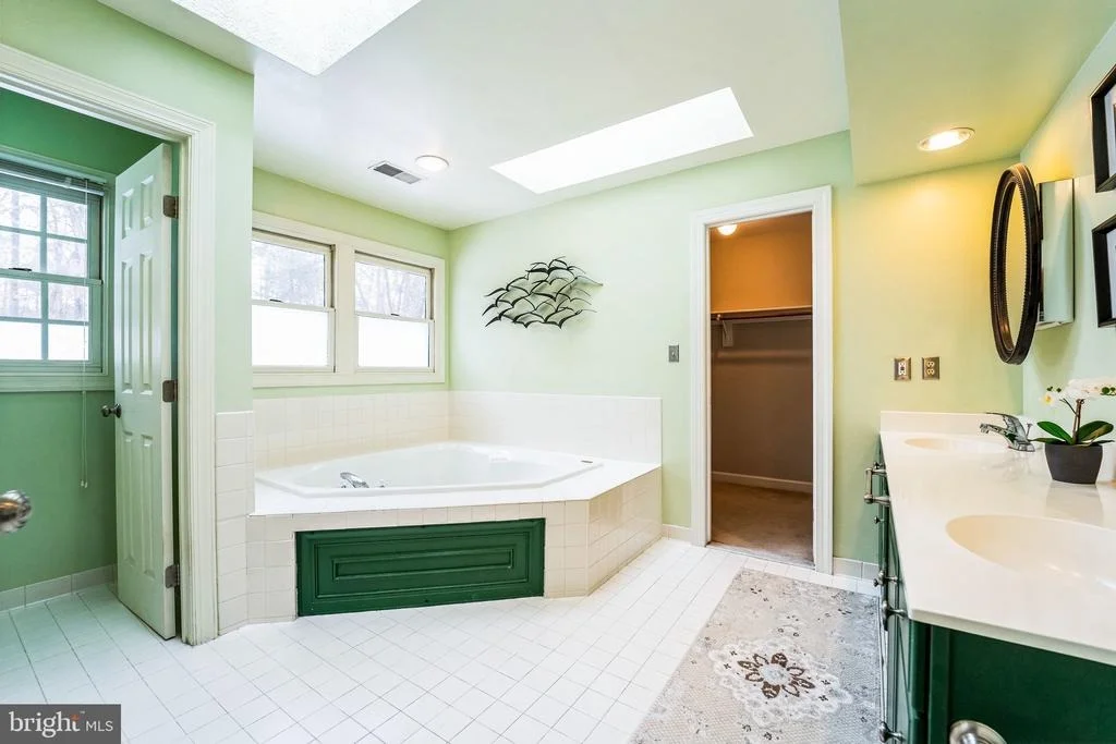 Photo of 10909 FORESTGATE PLACE