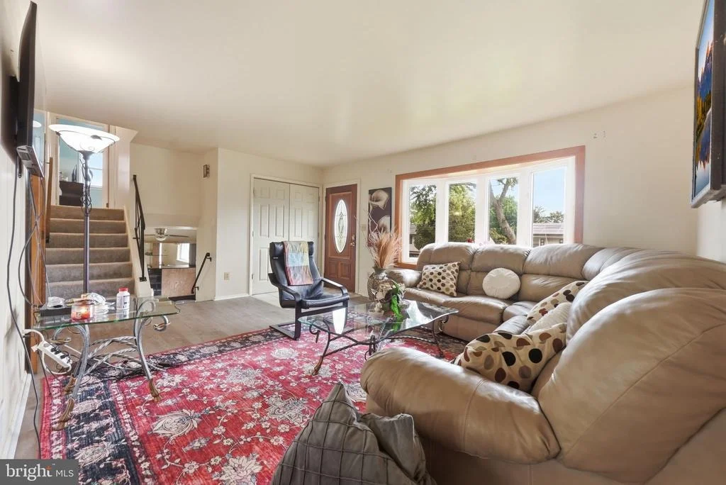 Photo of 7518 DOVER LANE