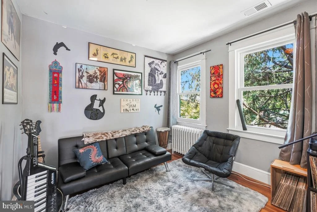 Photo of 6031 3RD STREET NW
