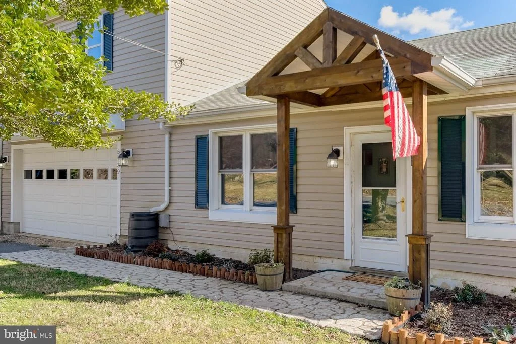 Photo of 5939 MEADOW ROAD