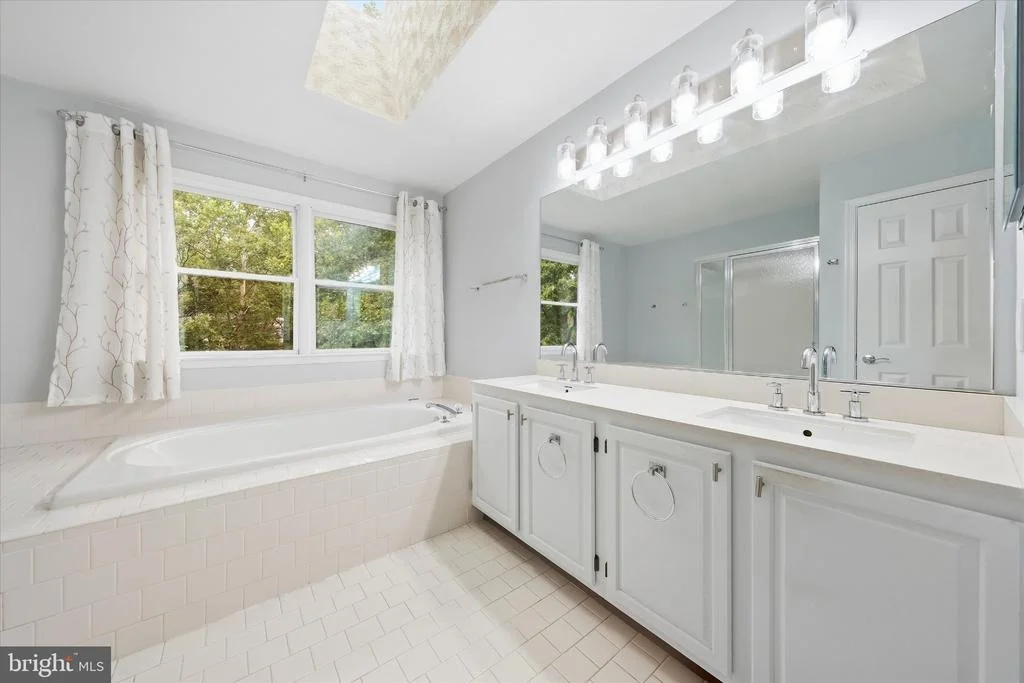 Photo of 9005 SHADYBROOK DRIVE