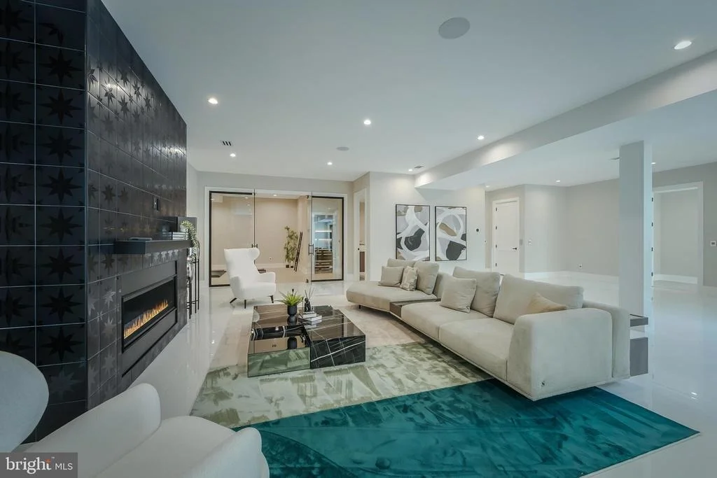 Photo of 7841 OLD DOMINION DRIVE