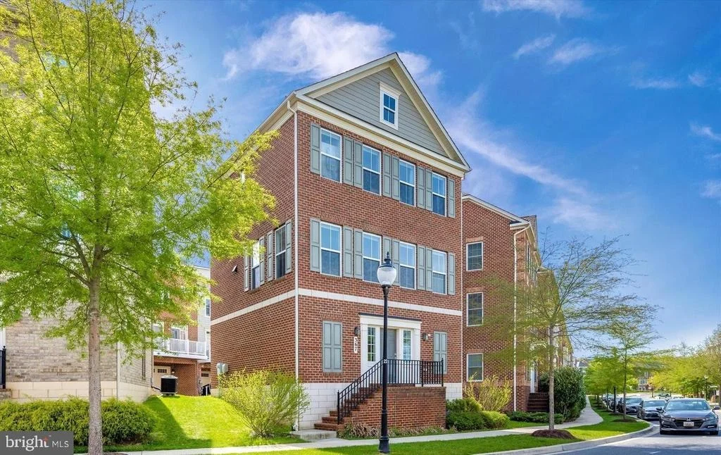 Photo of 367 PARKVIEW AVENUE