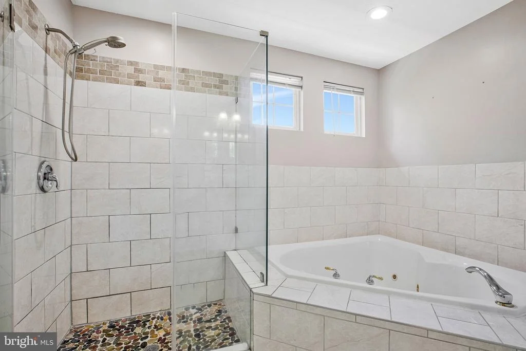 Photo of 13215 FALLS ROAD