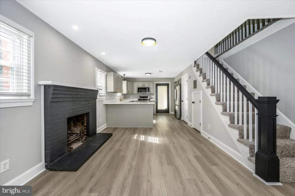 Photo of 1552 DENNIS ROAD