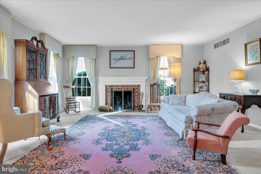 Photo of 47 TENBY CHASE DRIVE