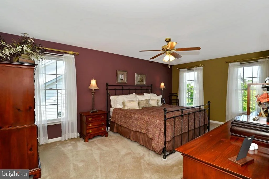 Photo of 1023 BEXHILL DRIVE