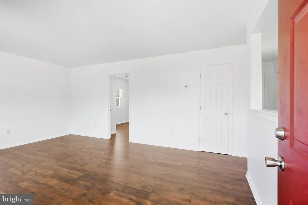 Photo of 9407 KING GEORGE DRIVE