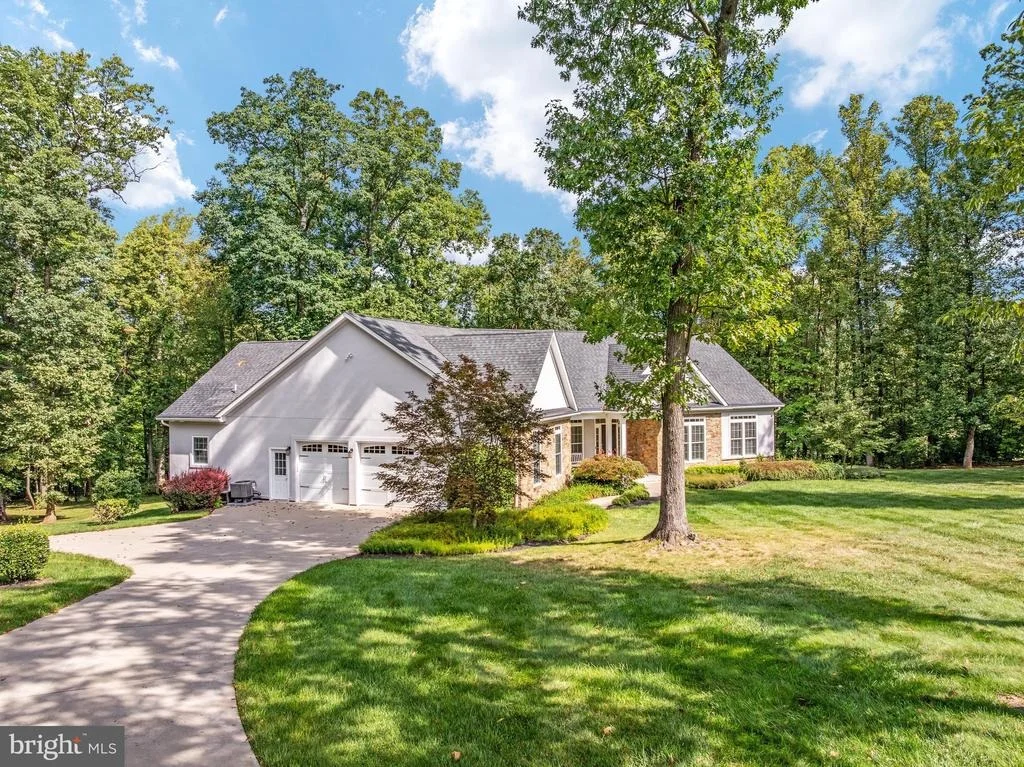 Photo of 632 STONYMEADE DRIVE