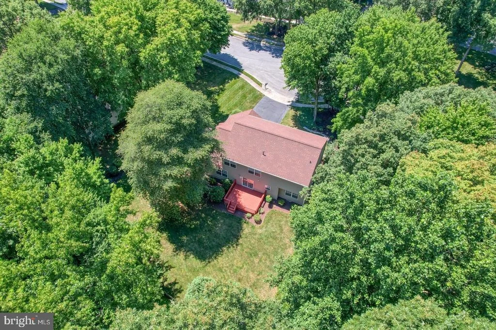 Photo of 305 PEBBLE VALLEY PLACE