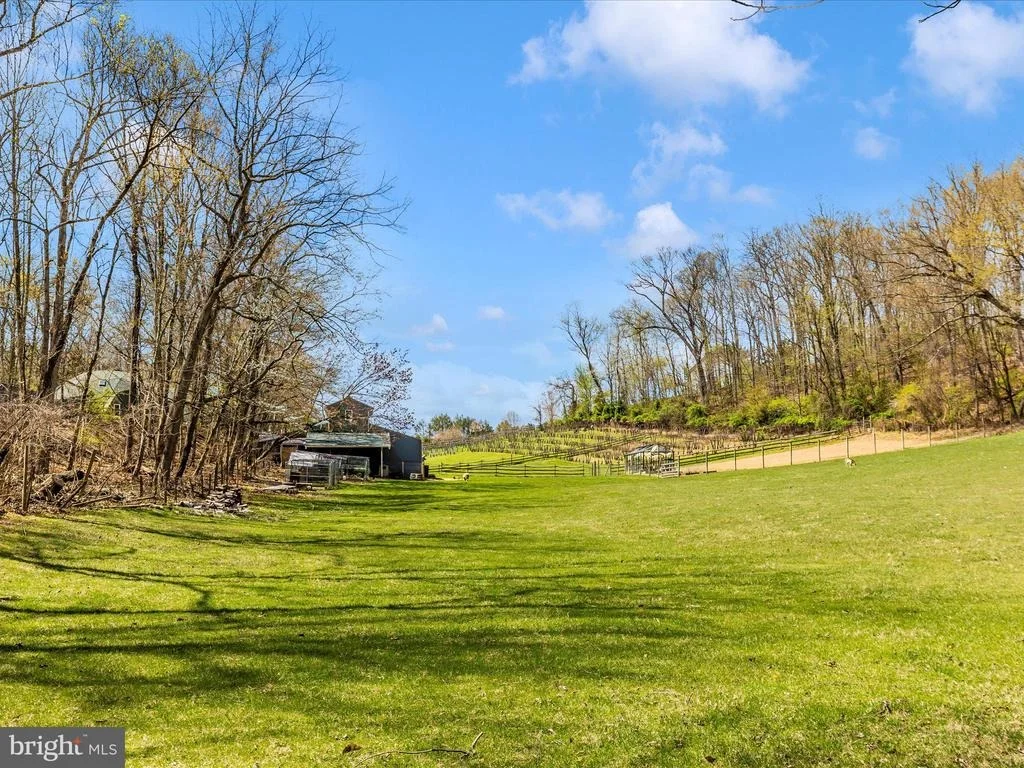Photo of 111 BACHMANS VALLEY ROAD