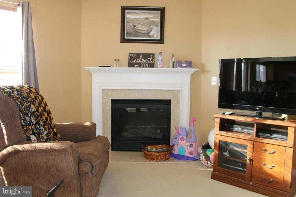 Photo of 749 HOLLY LEAF ROAD
