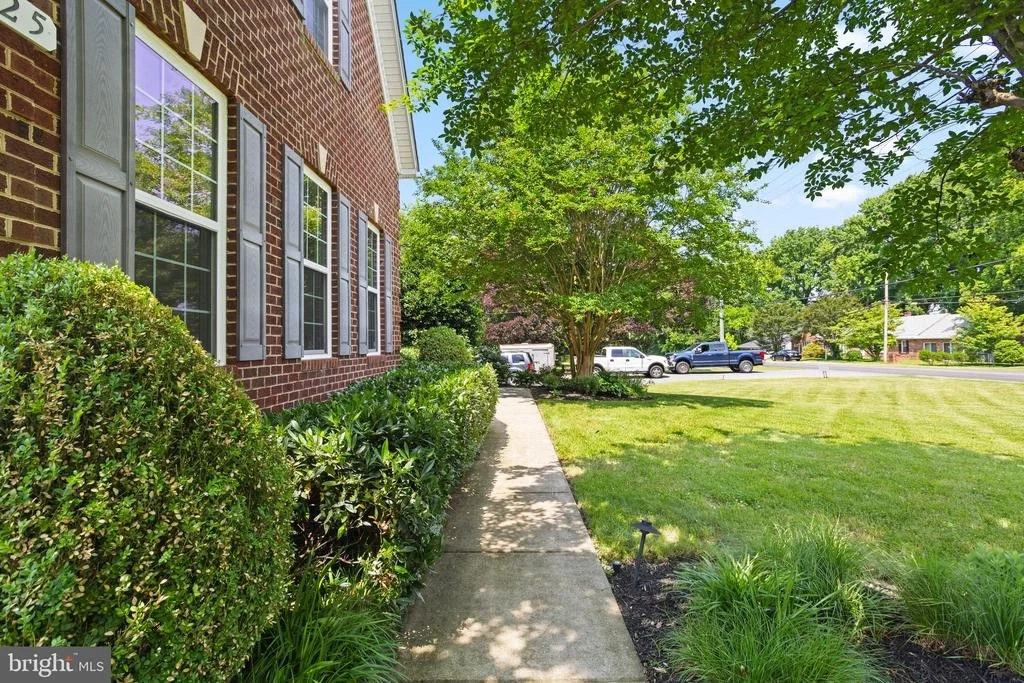 Photo of 3325 COX ROAD