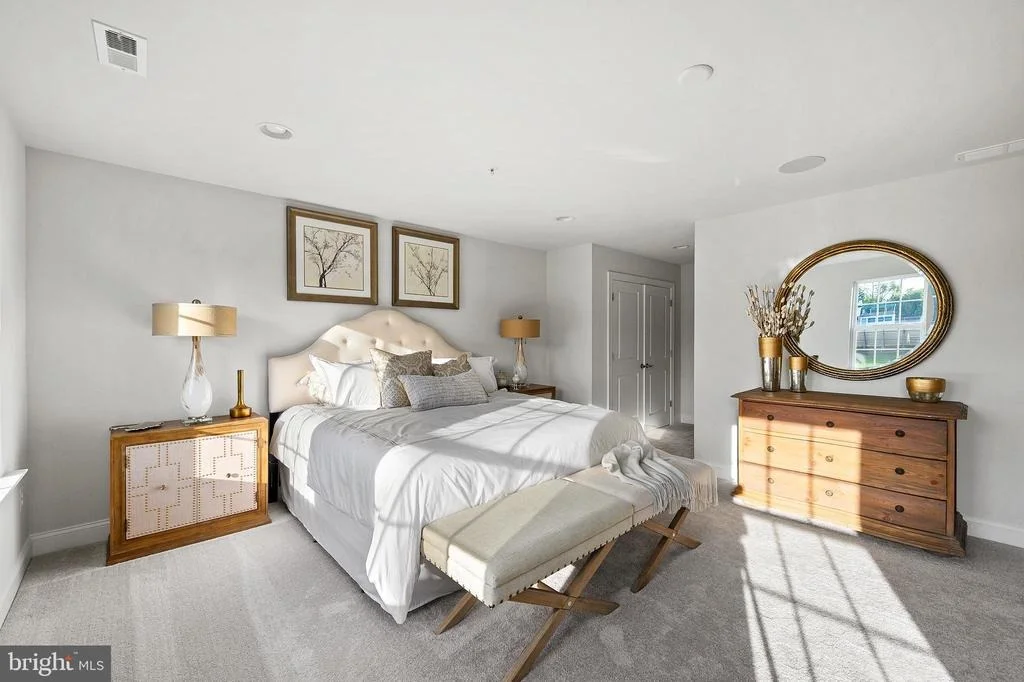 Photo of 10417 LESLIE DRIVE