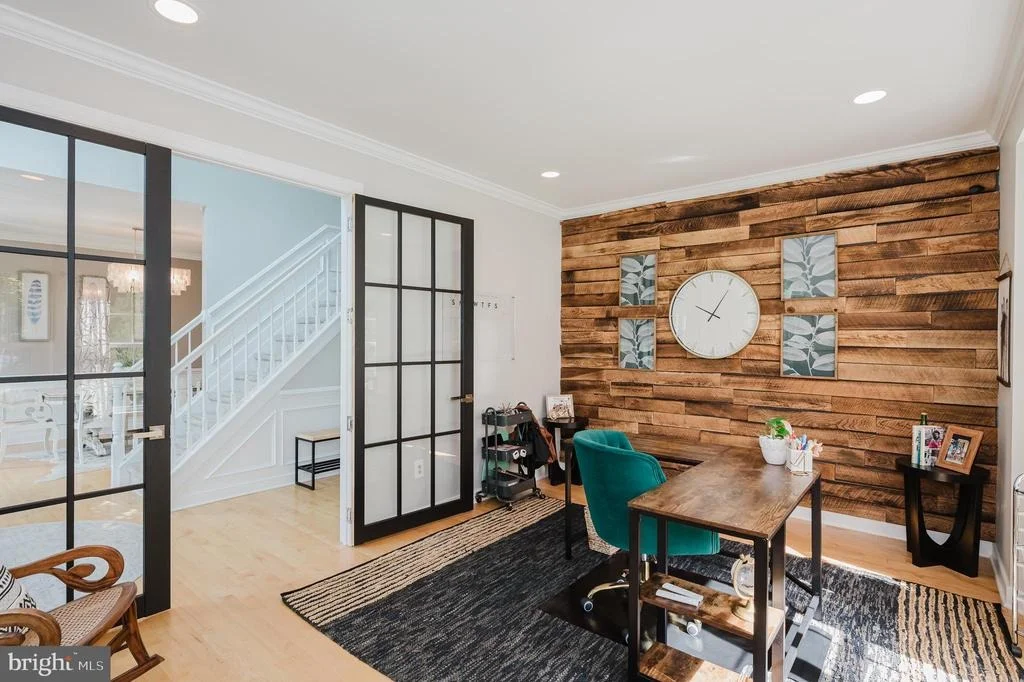 Photo of 2320 QUEENSBURY DRIVE