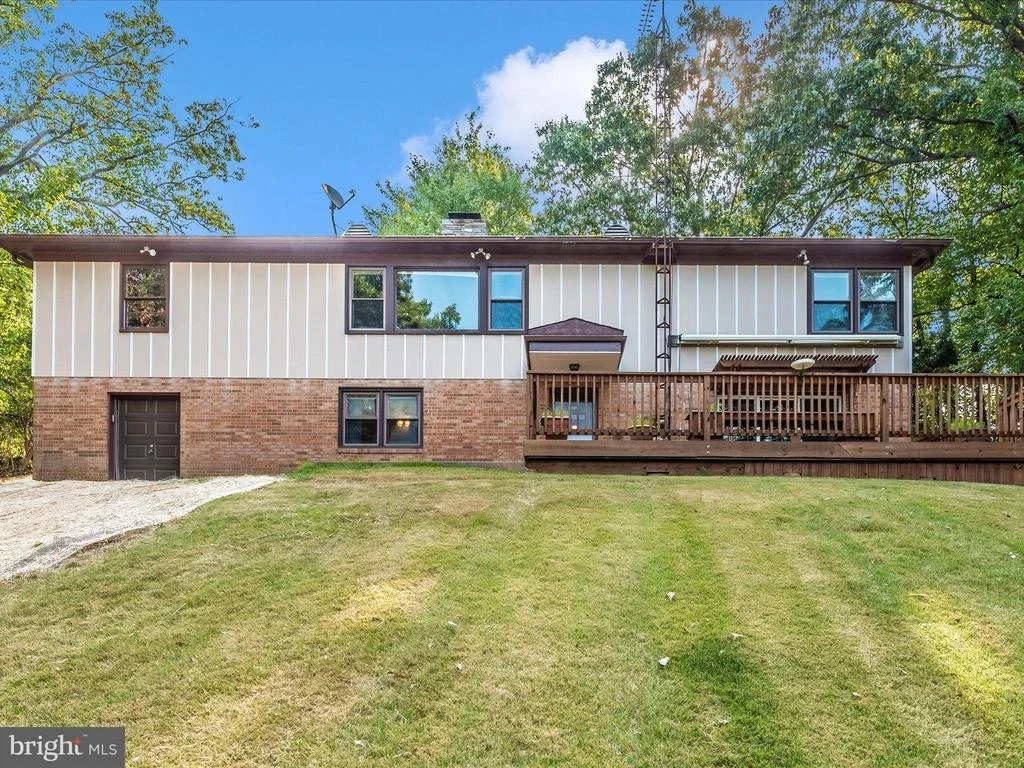 Photo of 7502 RIDGE ROAD
