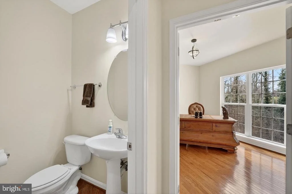 Photo of 16101 VENICE ROAD
