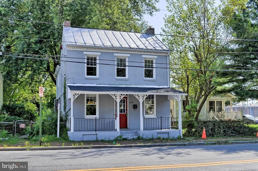 Photo of 378 MADISON STREET