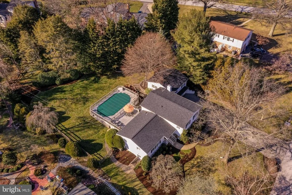 Photo of 2510 JONATHAN ROAD