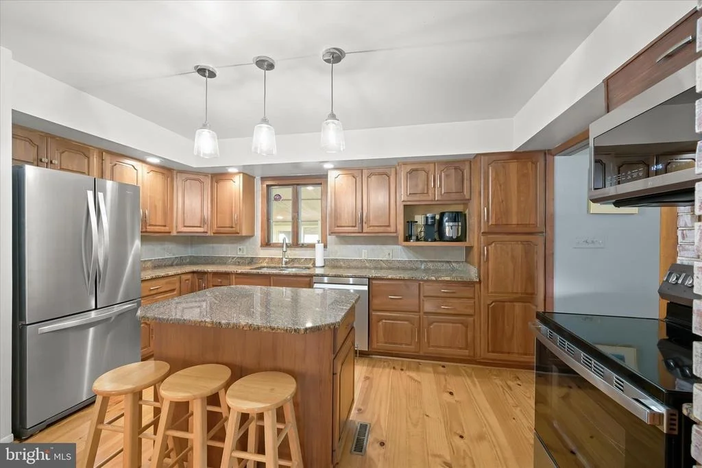 Photo of 2319 BRADDOCK ROAD