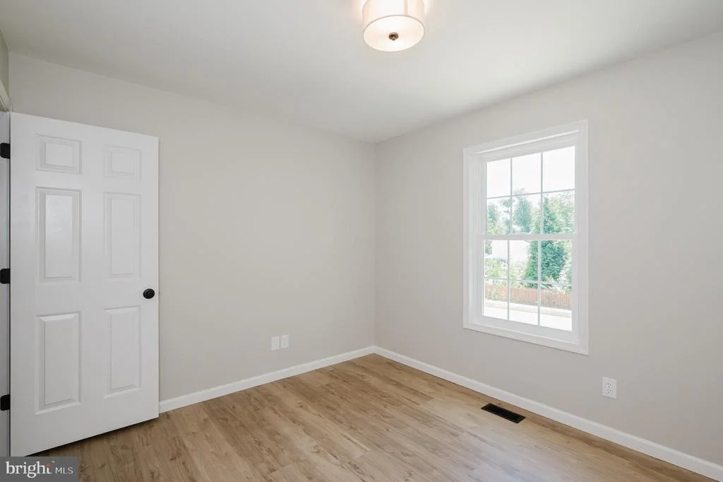 Photo of 208 DECOY DRIVE