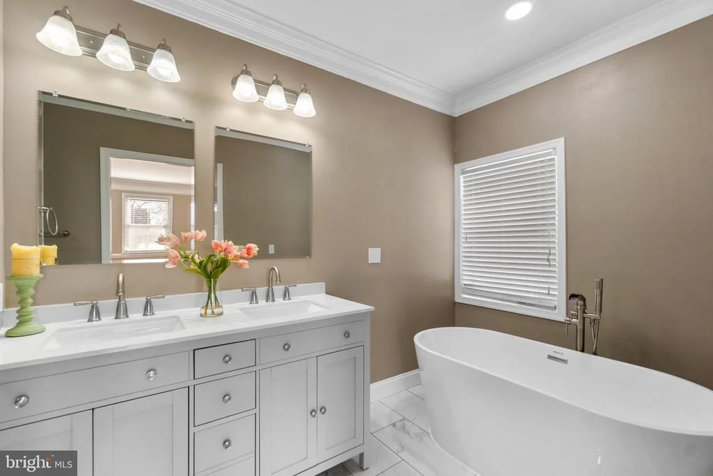 Photo of 5261 TALBOTS LANDING