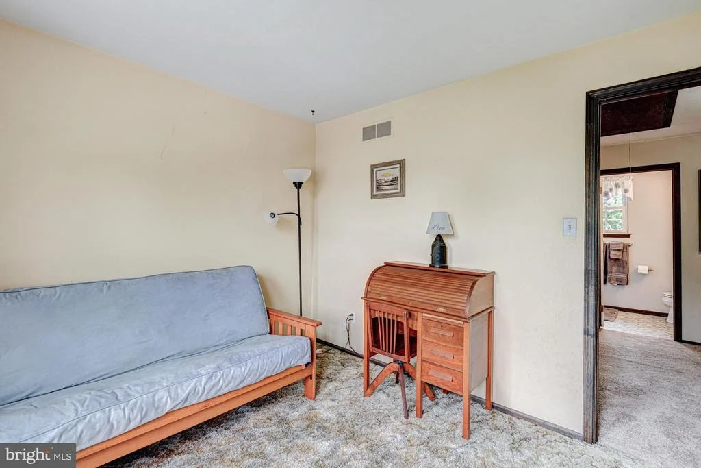 Photo of 8 RISA COURT