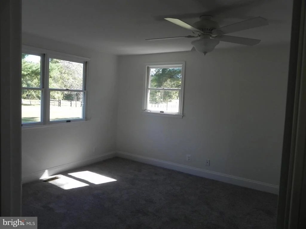 Photo of 4011 MIDLAND ROAD