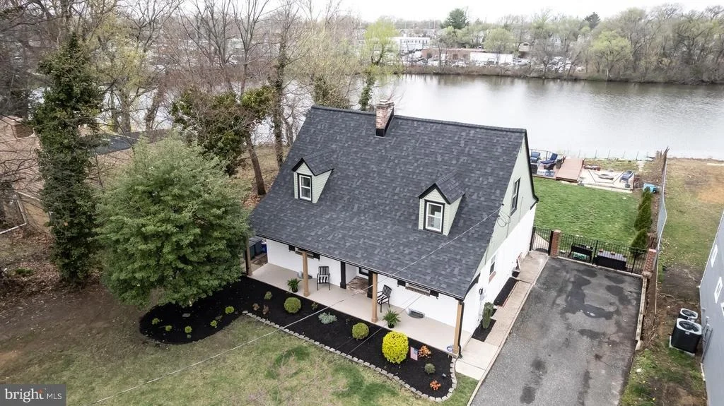 Photo of 15 KENDALL BOULEVARD