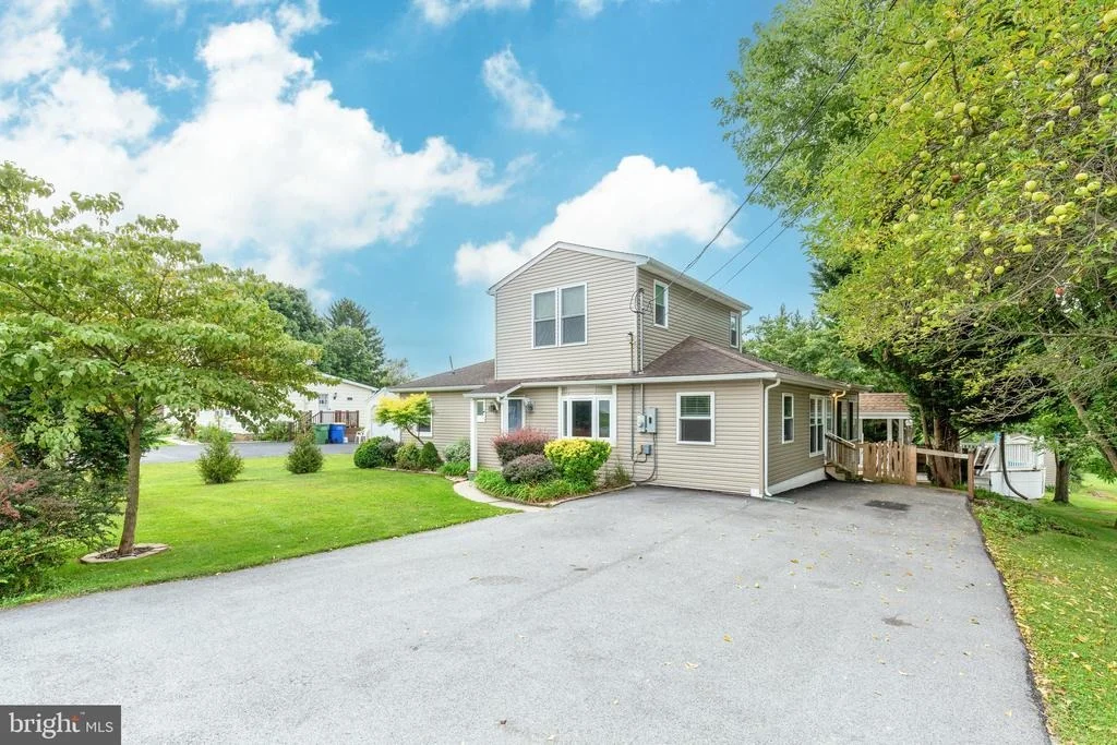Photo of 416 FAIRVIEW DRIVE